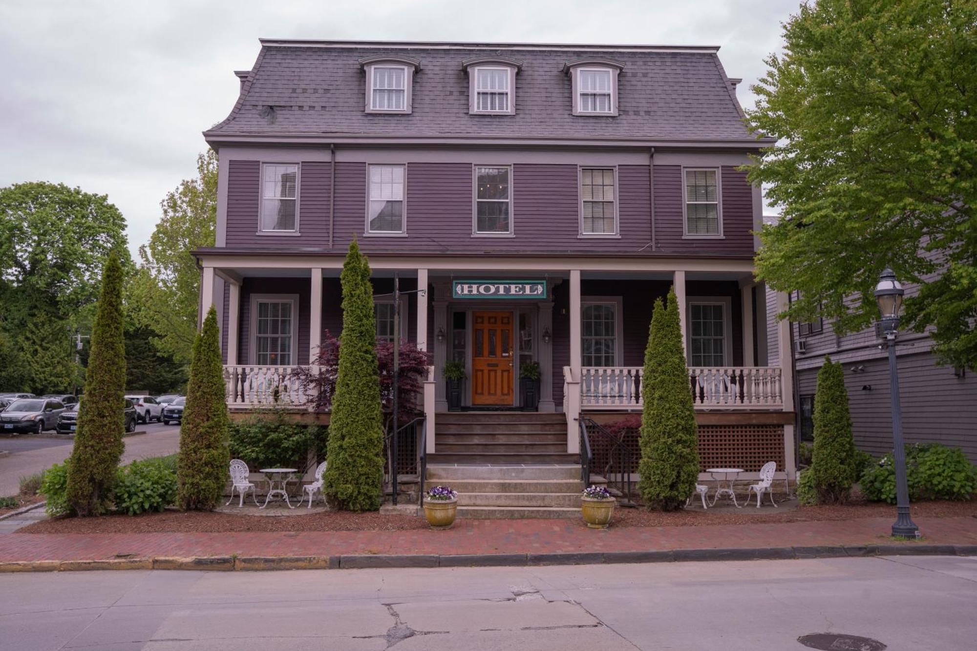Bellevue Manor Bed & Breakfast Newport Exterior photo
